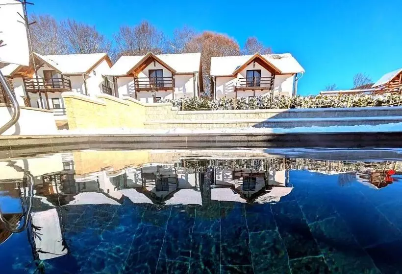 ペンション Pallos Apartments