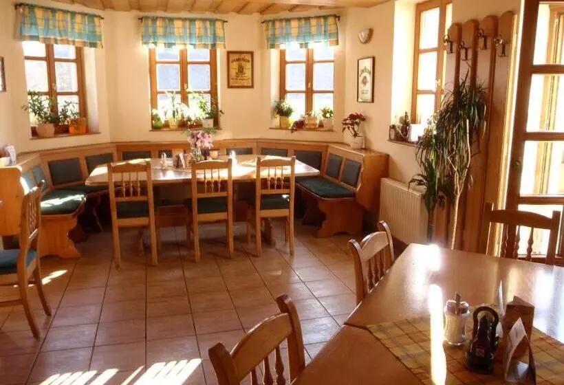 Majatalo Penzion U Studeného Potoka