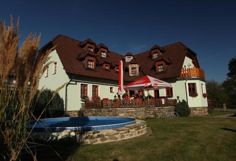 פנסיון Penzion U Studeného Potoka