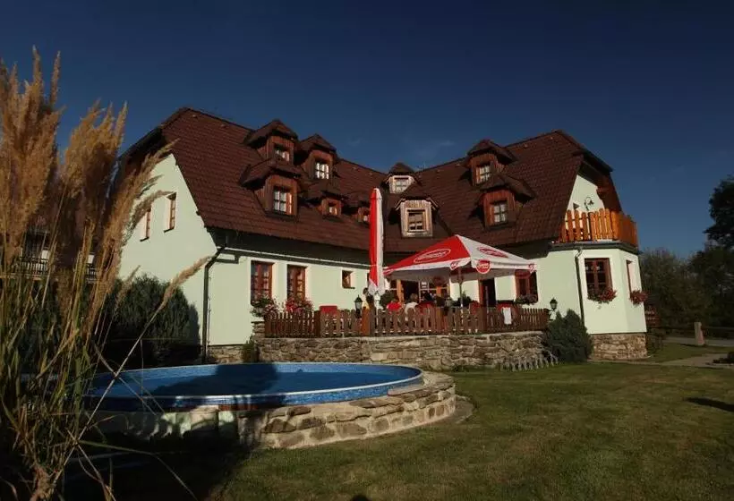 Majatalo Penzion U Studeného Potoka