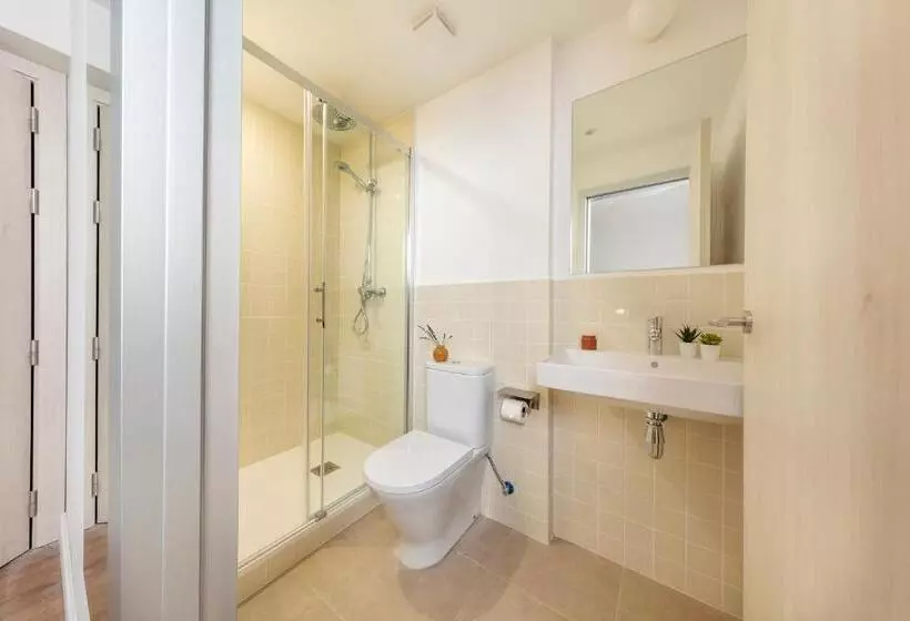 پانسیون Som Nit Port Vell