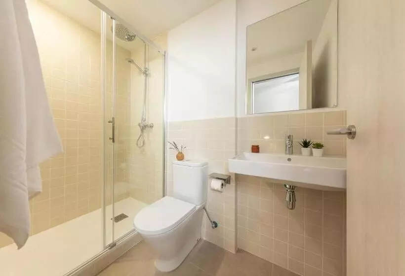 پانسیون Som Nit Port Vell