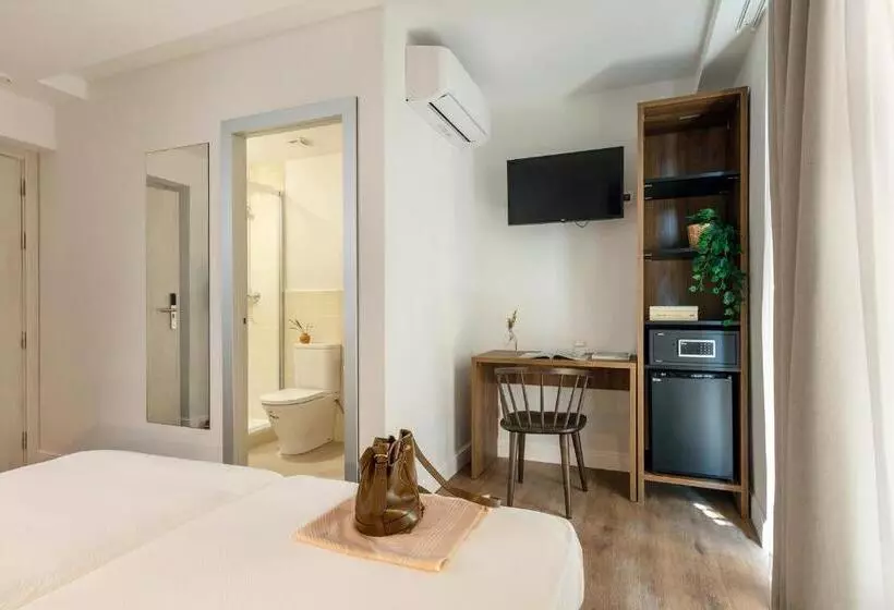 پانسیون Som Nit Port Vell