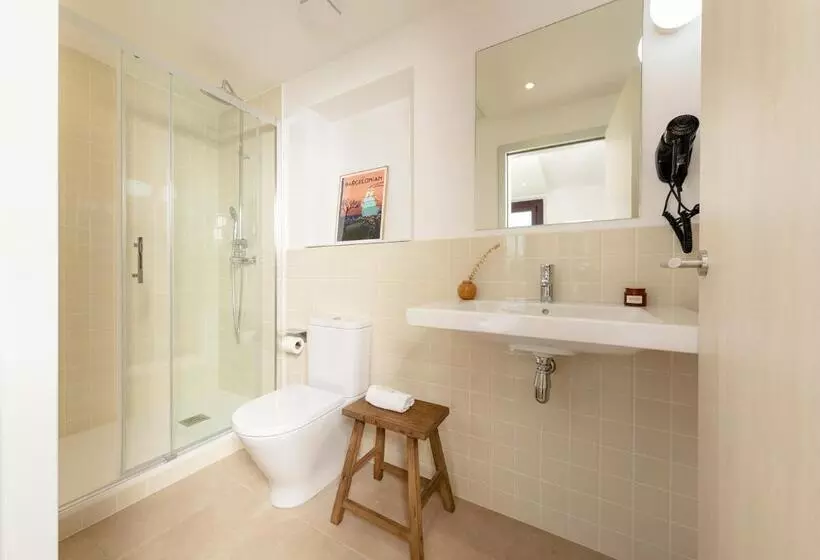 پانسیون Som Nit Port Vell