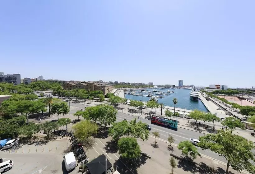 پانسیون Som Nit Port Vell