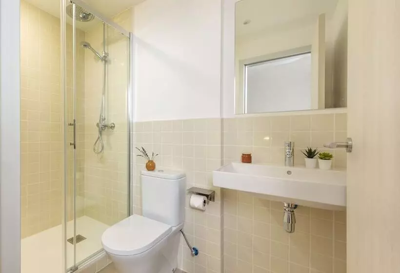 پانسیون Som Nit Port Vell