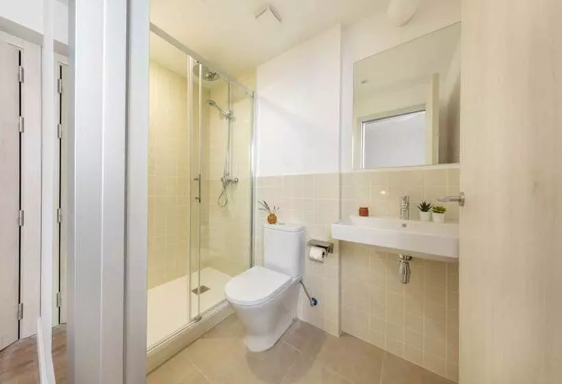 پانسیون Som Nit Port Vell