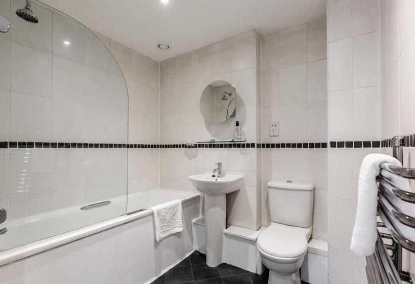 Rst Cumberland Street