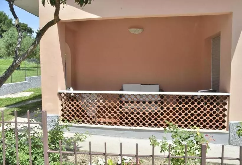 ベッドアンドブレックファースト L’operà