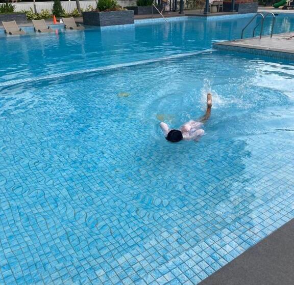 Bed and Breakfast Mesatierra Garden Residences