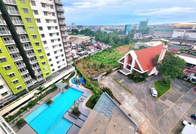 Bed and Breakfast Mesatierra Garden Residences