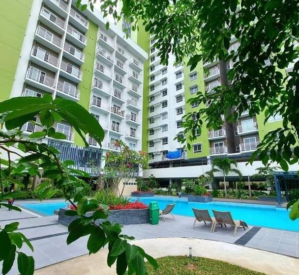 Bed and Breakfast Mesatierra Garden Residences