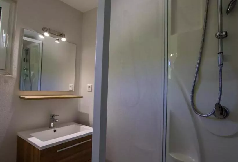 Maison à Limeuil Avec Piscine Privée, Jacuzzi Et Wi Fi   Fr 1 616 269