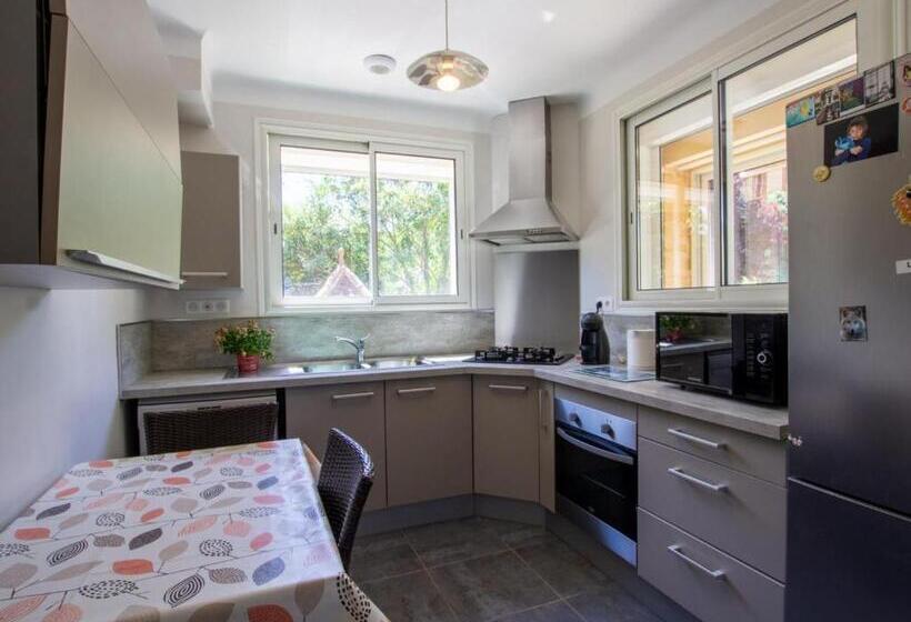 Maison à Limeuil Avec Piscine Privée, Jacuzzi Et Wi Fi   Fr 1 616 269