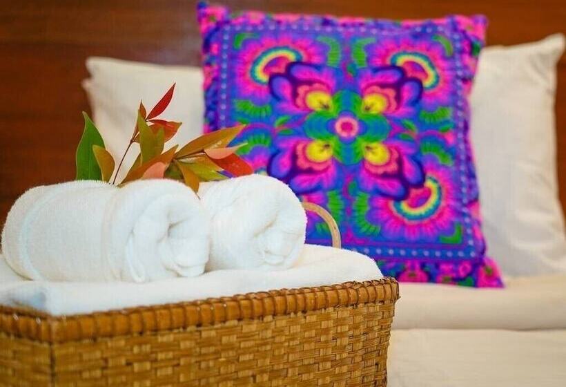 Отель Chiang Mai Las Orquideas Resort