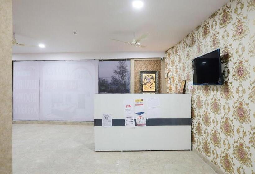 酒店 Oyo 87017 The Mars