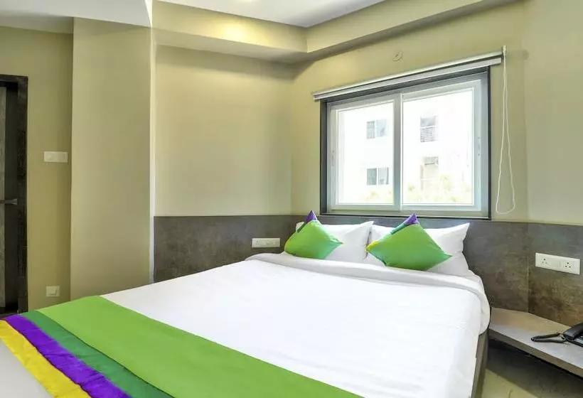 ホテル Treebo Sriz Cozy Seethamadhara