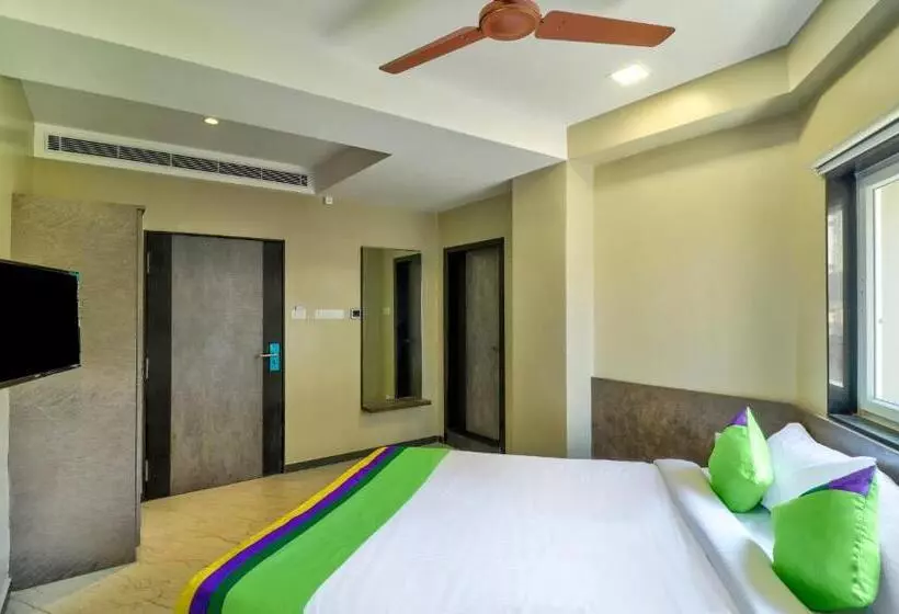 ホテル Treebo Sriz Cozy Seethamadhara