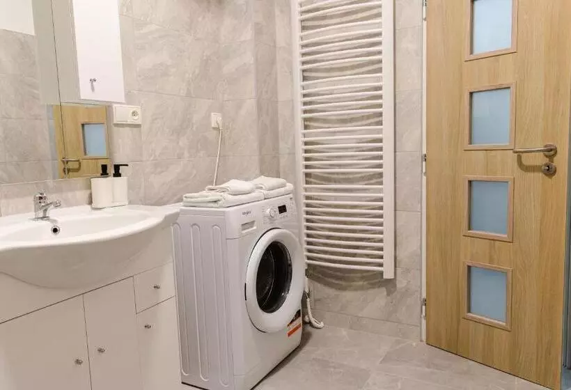 Apartment Th