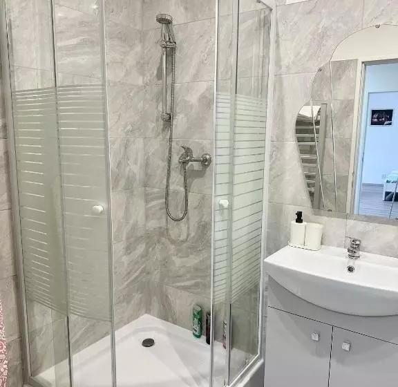 Apartment Th