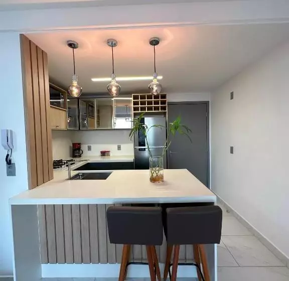 Branco Haus   Pé Na Areia Do Bessa