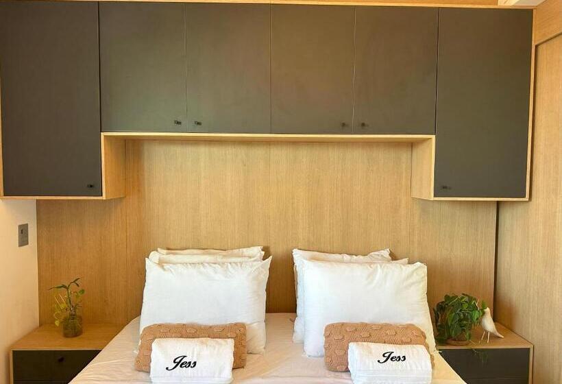 Branco Haus Pé Na Areia Do Bessa