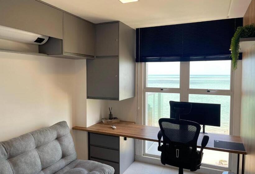 Branco Haus Pé Na Areia Do Bessa