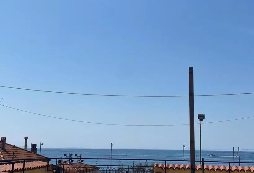 Casa Enza: Appartamento A Un Passo Dal Mare