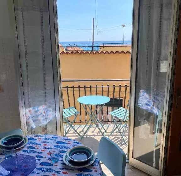 Casa Enza: Appartamento A Un Passo Dal Mare