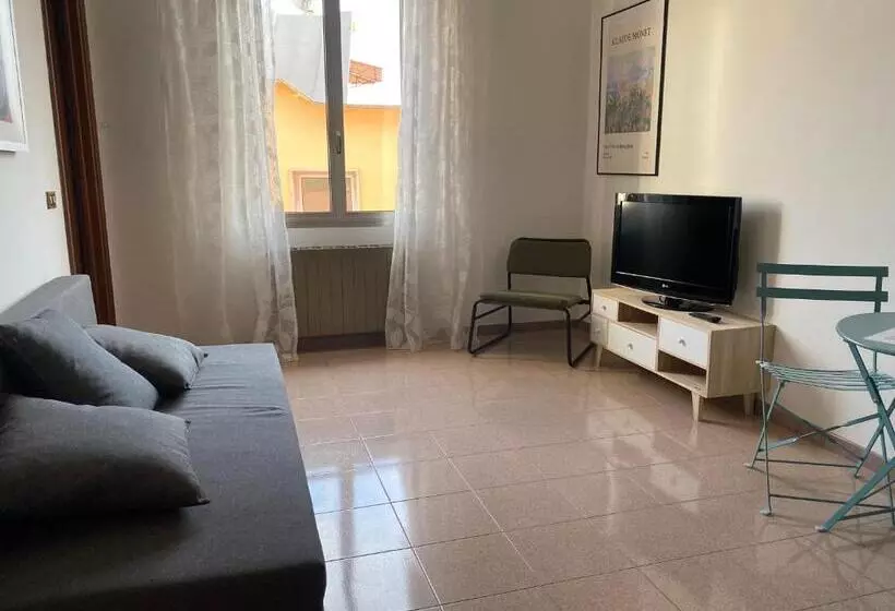 Casa Enza: Appartamento A Un Passo Dal Mare