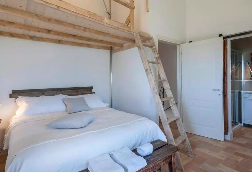 Casa Pilar 4&1, Emma Villas