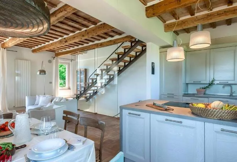 Casa Pilar 4&1, Emma Villas