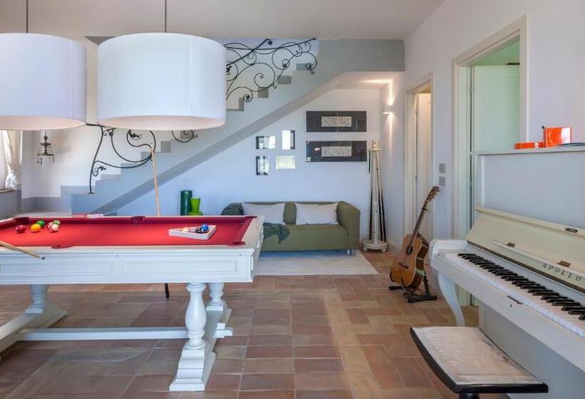 Casa Pilar 4&1, Emma Villas