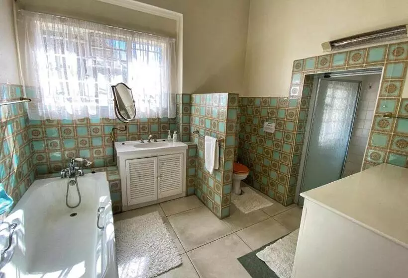 Majatalo Dwarsvlei Guest Farm