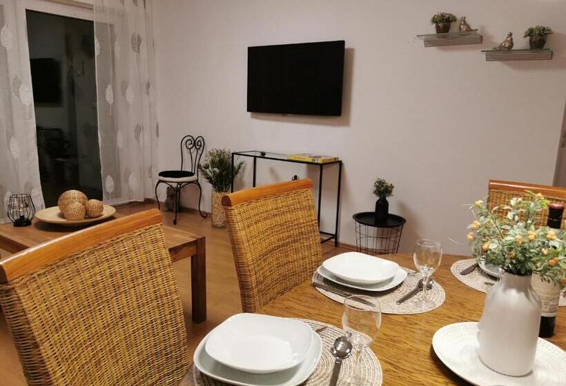 Schöne 3 Zimmer Erdgeschosswohnung Am Bergpark,unesco,therme,train, Wilhelmshöher Allee 329