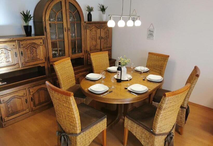 Schöne 3 Zimmer Erdgeschosswohnung Am Bergpark,unesco,therme,train, Wilhelmshöher Allee 329