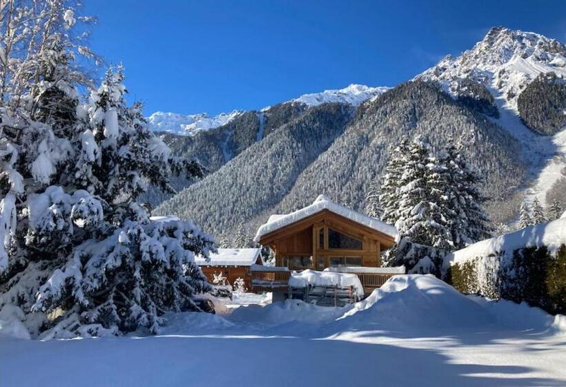 Semi Detached Chalet For 8 With Balcony & Garden