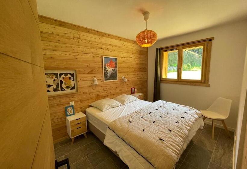 Semi Detached Chalet For 8 With Balcony & Garden