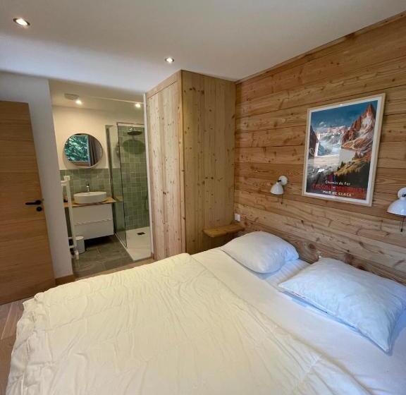 Semi Detached Chalet For 8 With Balcony & Garden