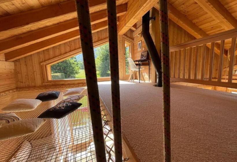 Semi Detached Chalet For 8 With Balcony & Garden