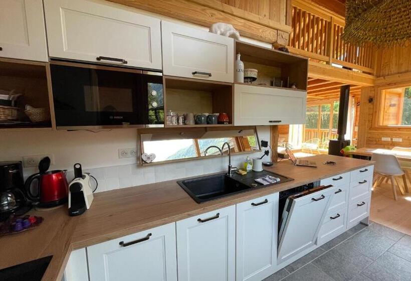 Semi Detached Chalet For 8 With Balcony & Garden