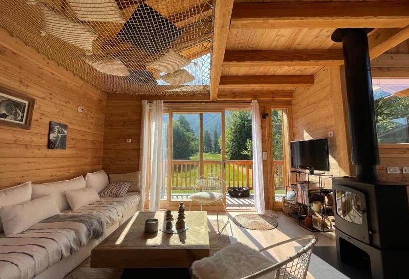 Semi Detached Chalet For 8 With Balcony & Garden