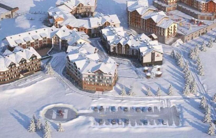 Stuning Views On Mountains, Gudauri