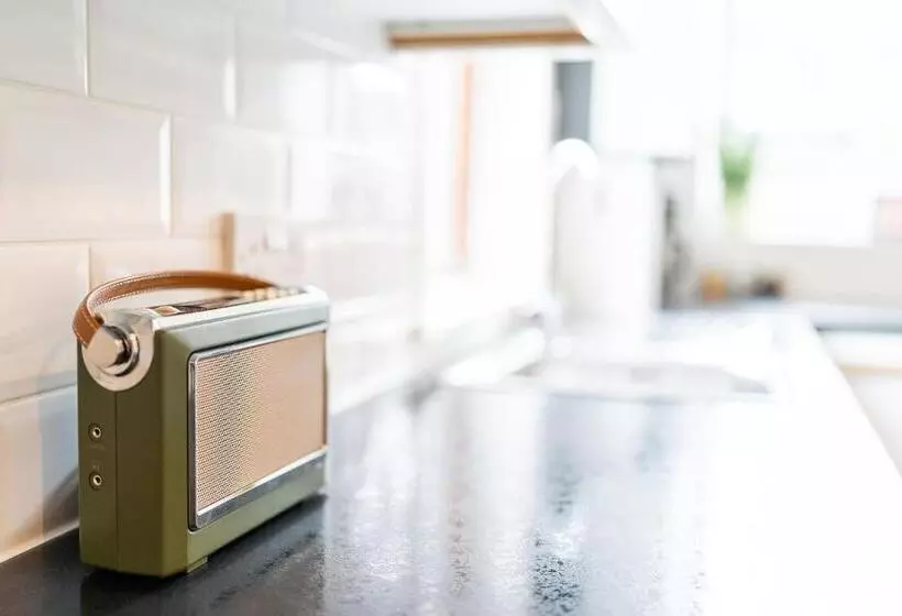 The Palm At The Ferry