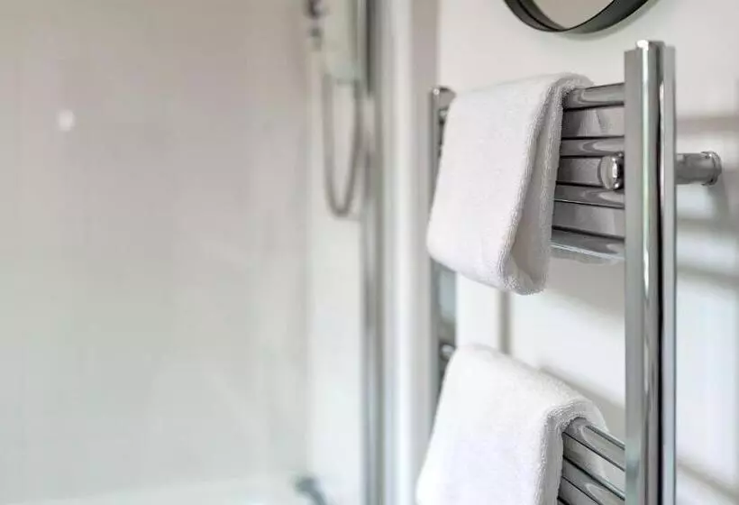 The Palm At The Ferry