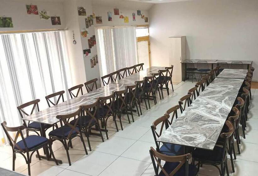 ユースホステル Ida Istanbul