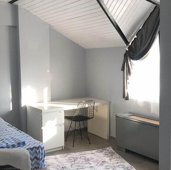 ユースホステル Ida Istanbul