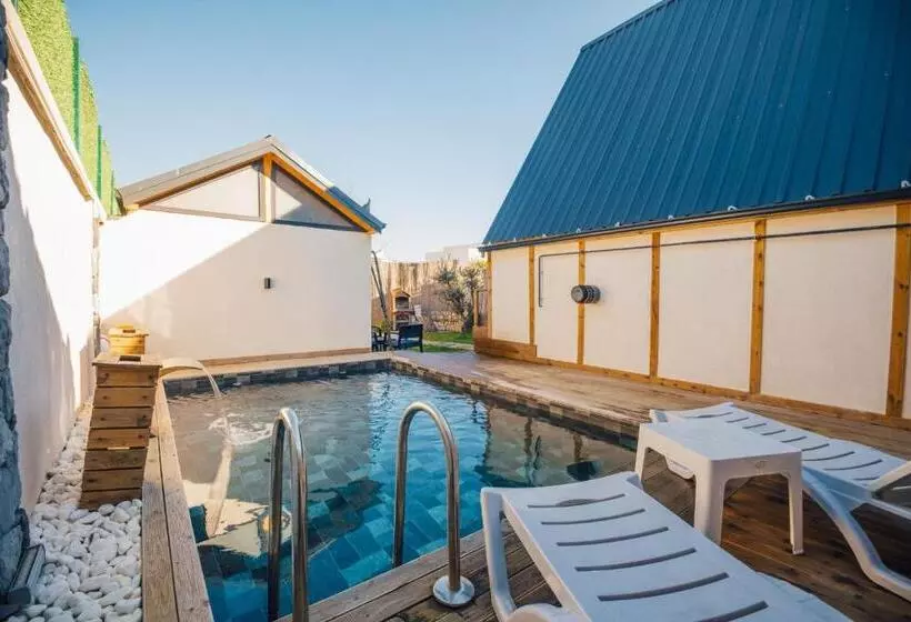 Aamiaismajoitus (B&B) Tree Bungalov Maşukiye