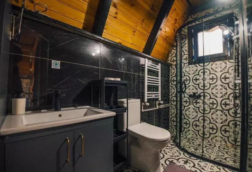 Aamiaismajoitus (B&B) Tree Bungalov Maşukiye
