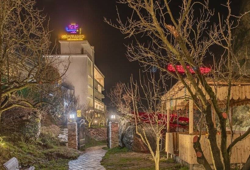 Echor Palm Bliss Riverside Resort & Spa